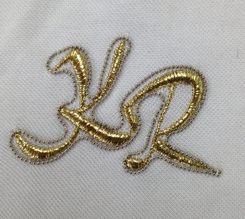 ボールチェーンとゴールド刺繍｜ギャラリー｜かまだプリント